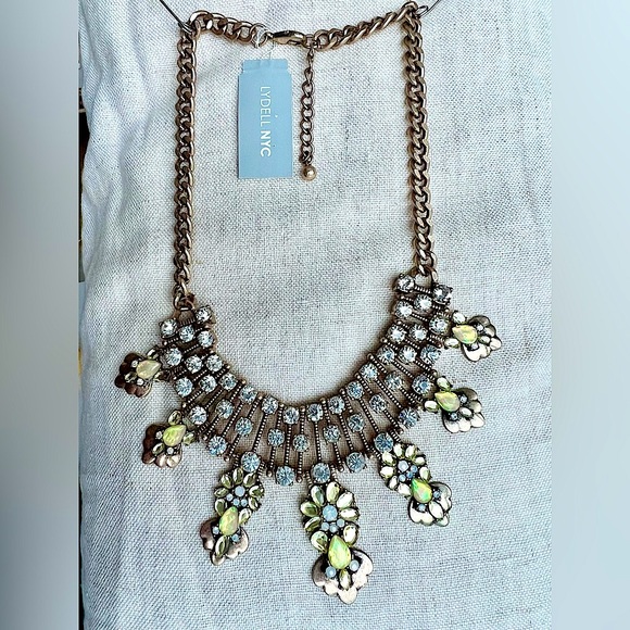 Lydell NYC plastron gold necklace with gems and rhinestones - Picture 2 of 8